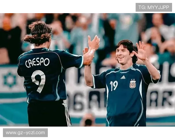 梅西“养老踢法”背后的战术角色与比赛参与度分析